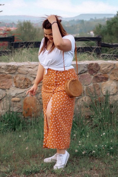 printed-skirt-plus-size-outfits6-2