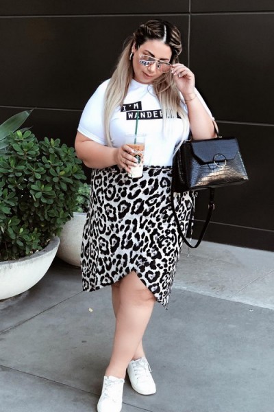 printed-skirt-plus-size-outfits7-2