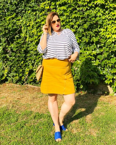 navy-striped-top-plus-size-outfits-anais2-1