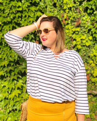 navy-striped-top-plus-size-outfits-anais2-2