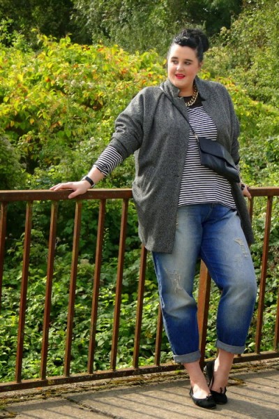 navy-striped-top-plus-size-outfits-anais4-1