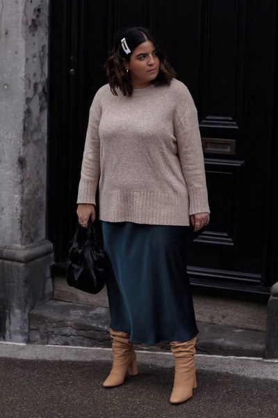 knitted-sweater-with-summer-clothes-curvy-outfits1-2